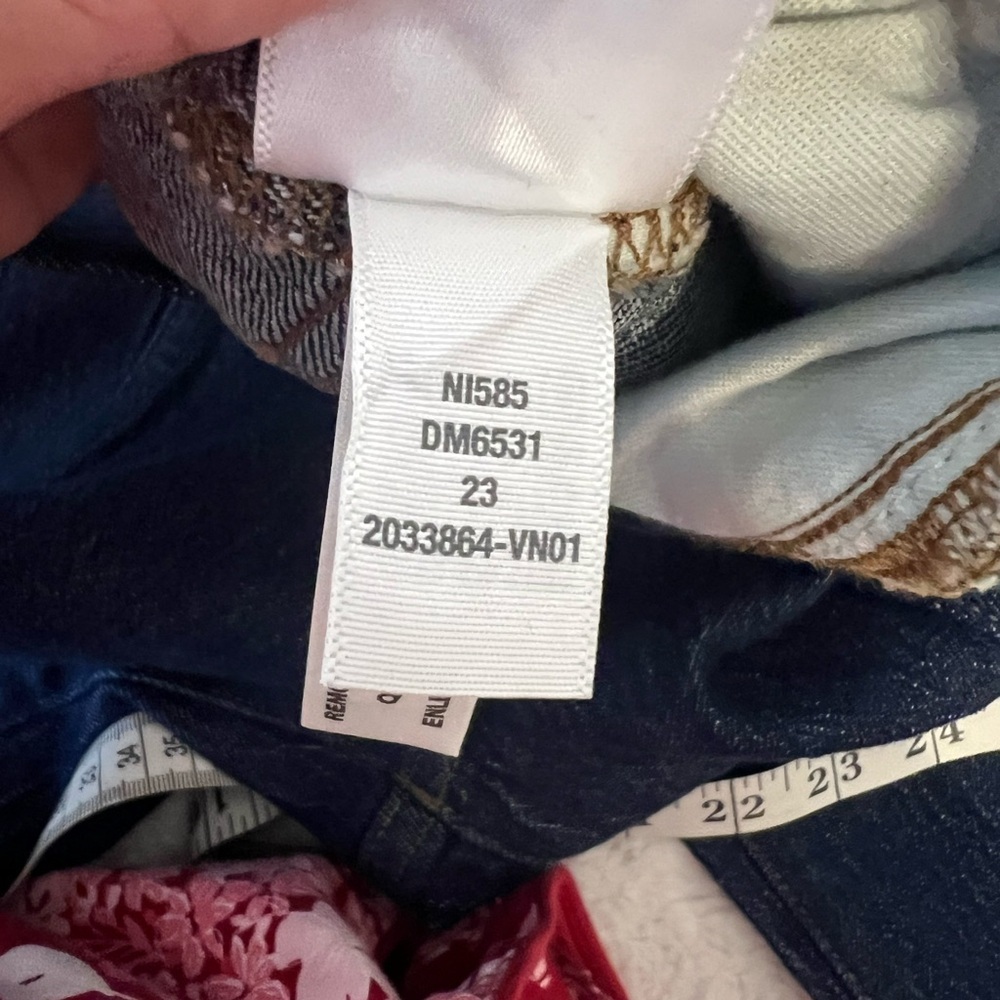 Madewell The Perfect Vintage Straight Jean in Greenhaven Wash Seamed Version - Picture 9 of 9